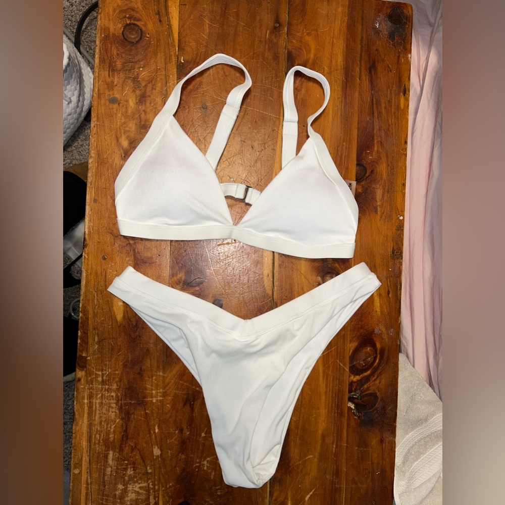 White Shein 2 Piece Bikini / Ribbed Material / XL